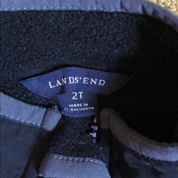Land’s End fleece jacket with zippered pockets. - Picture 2 of 7